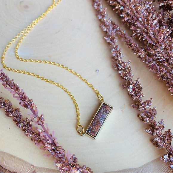 Lamorajewels Jewelry - Quartz Necklace Druzy Gemstone Gold